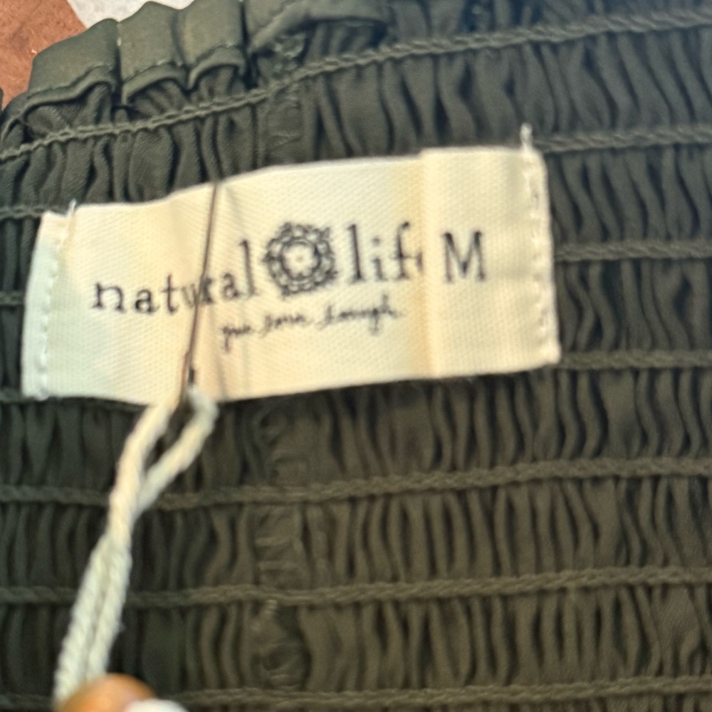 NWT. Natural Life. Daisy Skort. Olive Green. Size Medium. - Picture 4 of 11